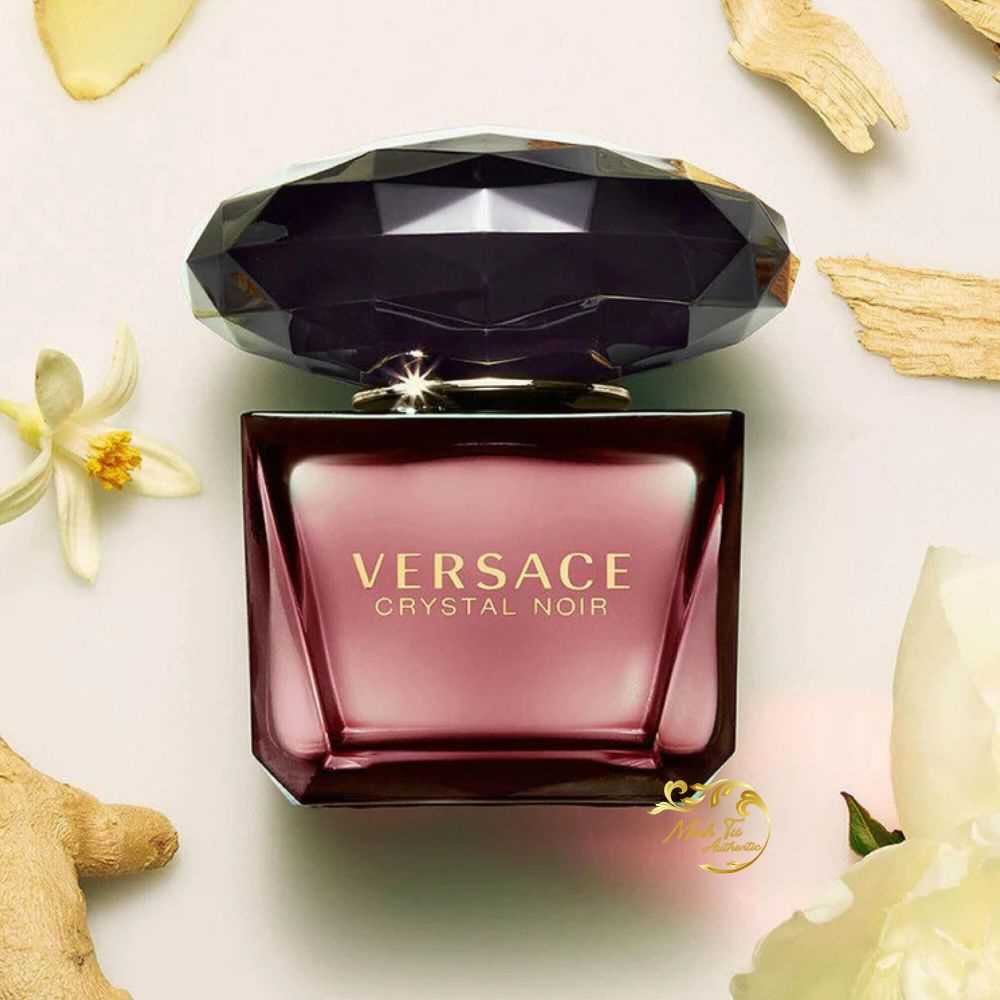 Nước hoa nữ Versace Crystal Noir EDT